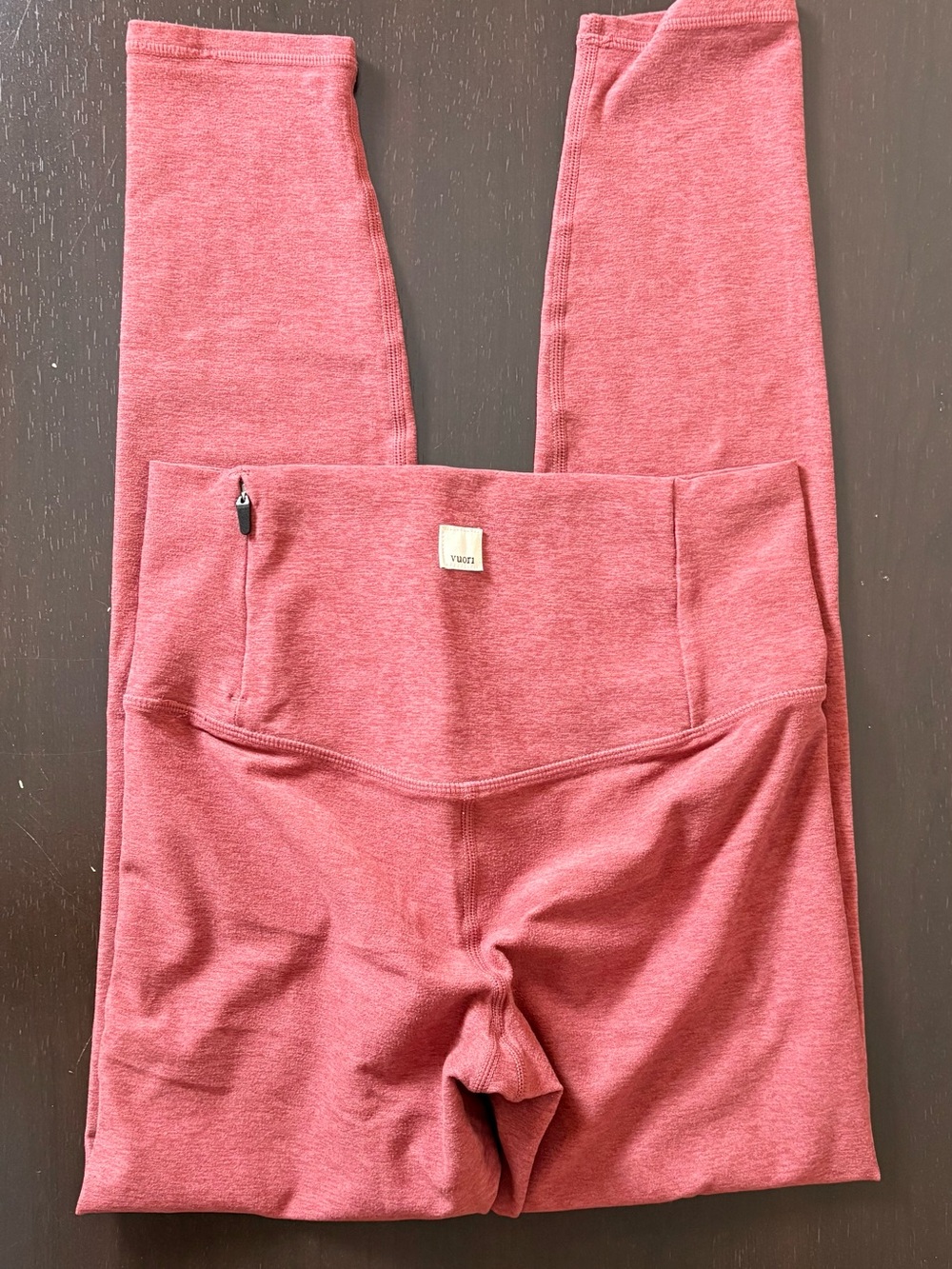 Vuori High-Rise Leggings in Dusty Rose